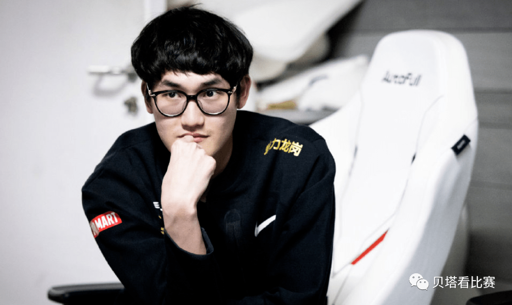 爱游戏- 肉鸡rookie去哪个战队了 