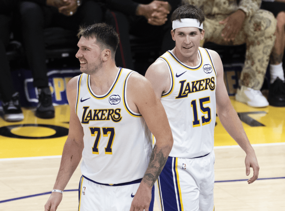 爱游戏体育-东契奇在SKT比赛中突破纪录，连败引发热议！的简单介绍